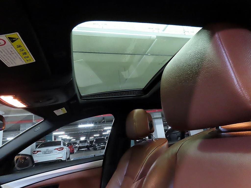 BMW 5시리즈 5시리즈 (F10) 520d 이미지 16