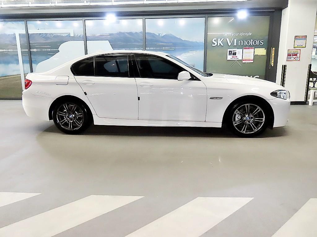 BMW 5시리즈 5시리즈 (F10) 520d 이미지 3