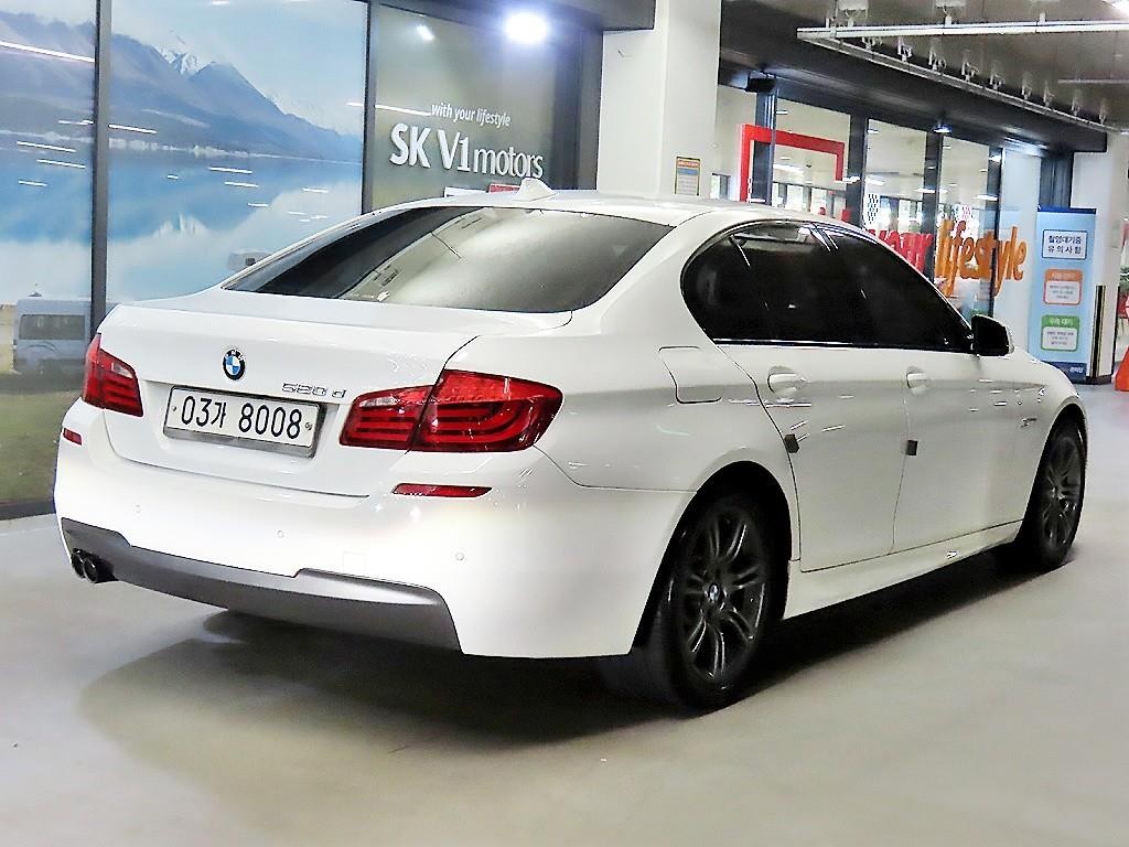 BMW 5시리즈 5시리즈 (F10) 520d 이미지 4