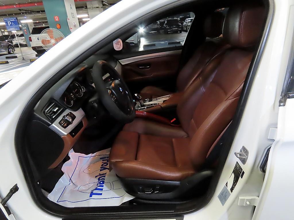 BMW 5시리즈 5시리즈 (F10) 520d 이미지 6