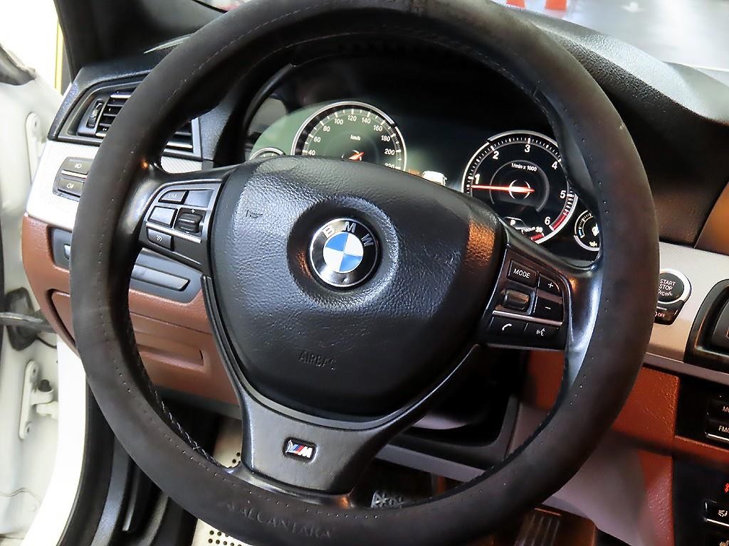 BMW 5시리즈 5시리즈 (F10) 520d 이미지 8