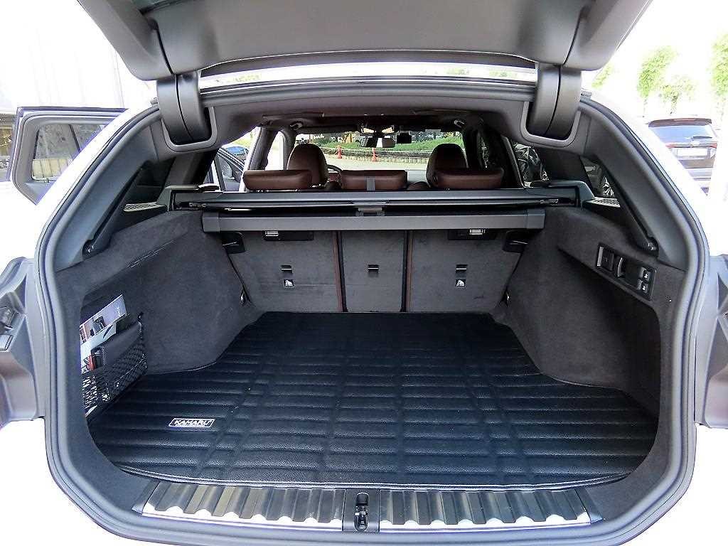 BMW 3시리즈 3시리즈 (G20) M340i xDrive 투어링 이미지 16