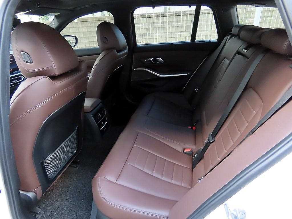 BMW 3시리즈 3시리즈 (G20) M340i xDrive 투어링 이미지 6