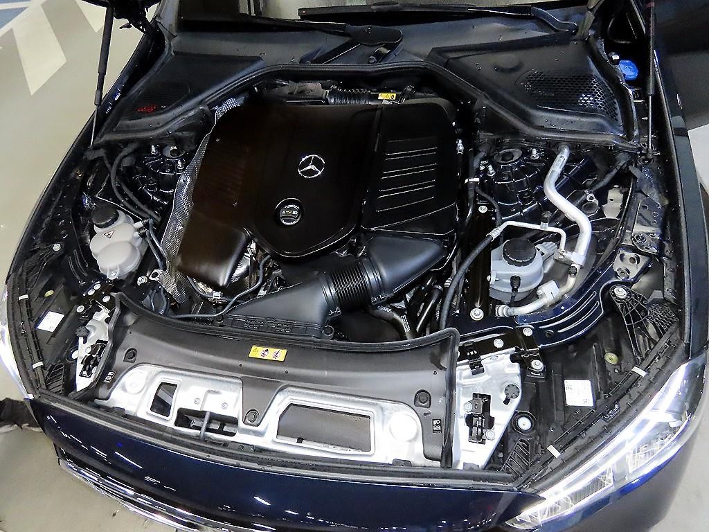 벤츠 E 클래스 E-클래스 W214 E300 4MATIC AMG Line 이미지 6