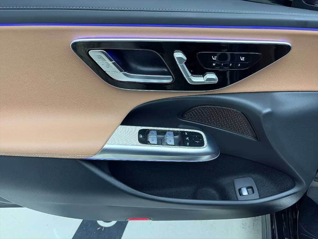 벤츠 E 클래스 E-클래스 W214 E200 아방가르드 이미지 18