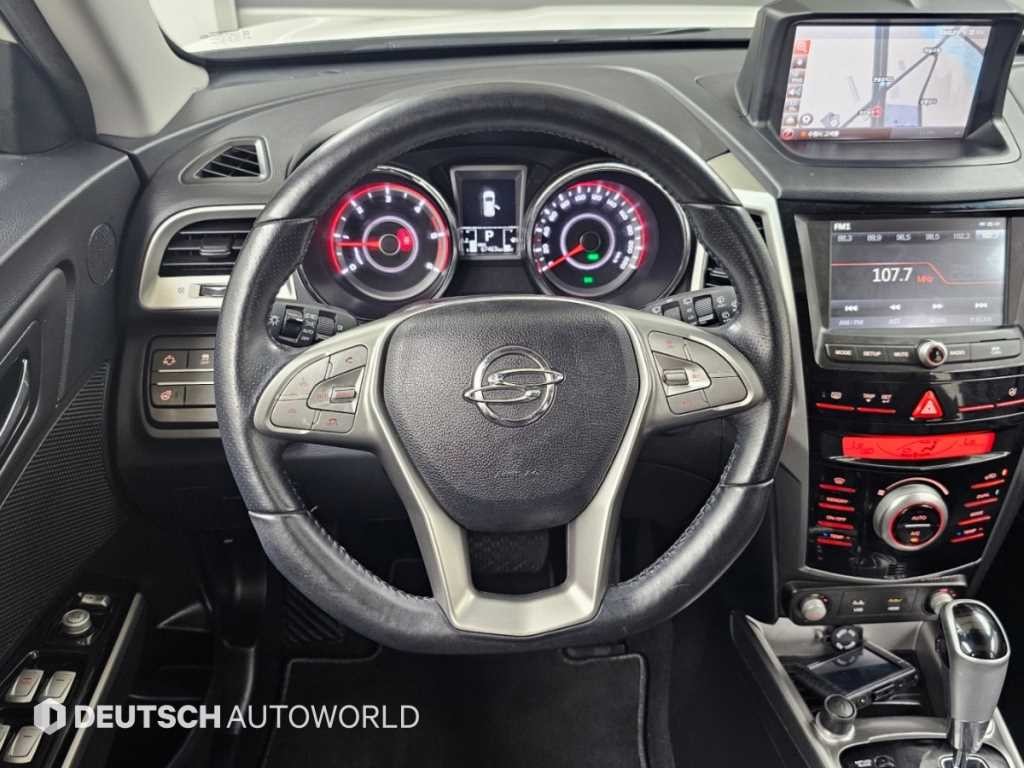 KG모빌리티(쌍용) 티볼리 디젤 2WD 1.6 LX 이미지 13