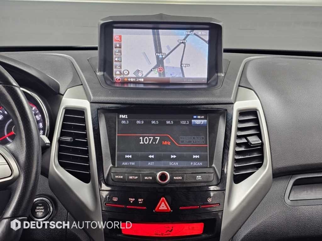 KG모빌리티(쌍용) 티볼리 디젤 2WD 1.6 LX 이미지 14