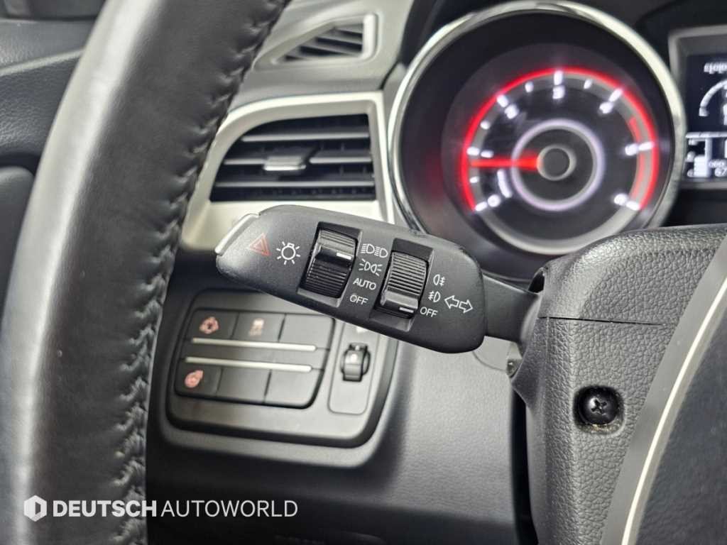 KG모빌리티(쌍용) 티볼리 디젤 2WD 1.6 LX 이미지 17