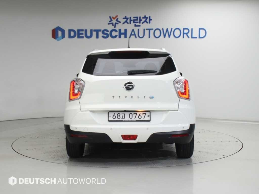 KG모빌리티(쌍용) 티볼리 디젤 2WD 1.6 LX 이미지 4