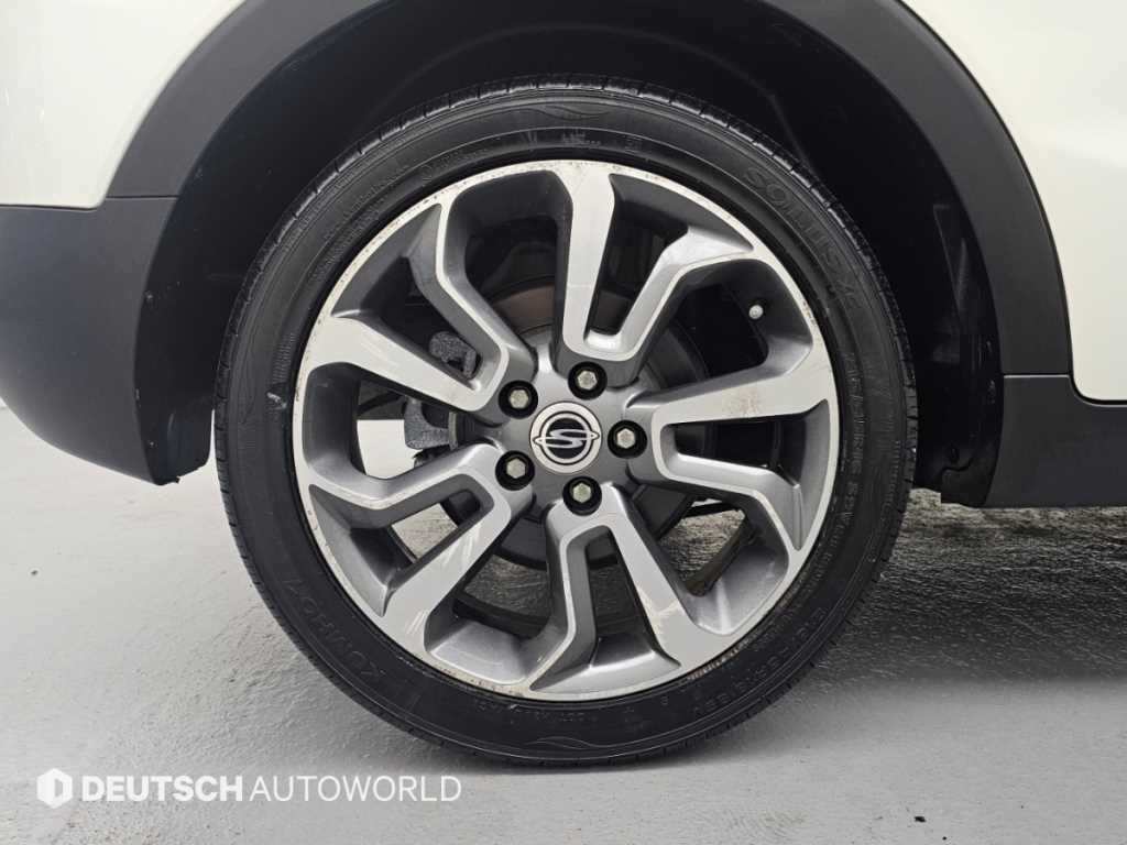 KG모빌리티(쌍용) 티볼리 디젤 2WD 1.6 LX 이미지 5