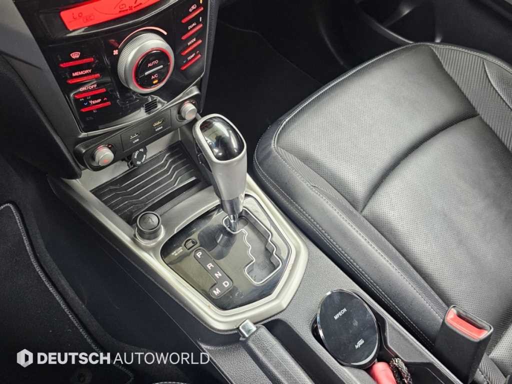 KG모빌리티(쌍용) 티볼리 디젤 2WD 1.6 LX 이미지 9