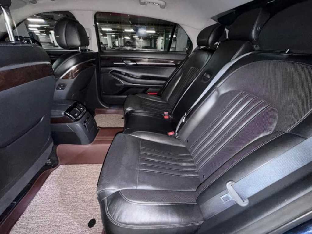 제네시스 EQ900 3.8 GDI AWD 럭셔리 이미지 8