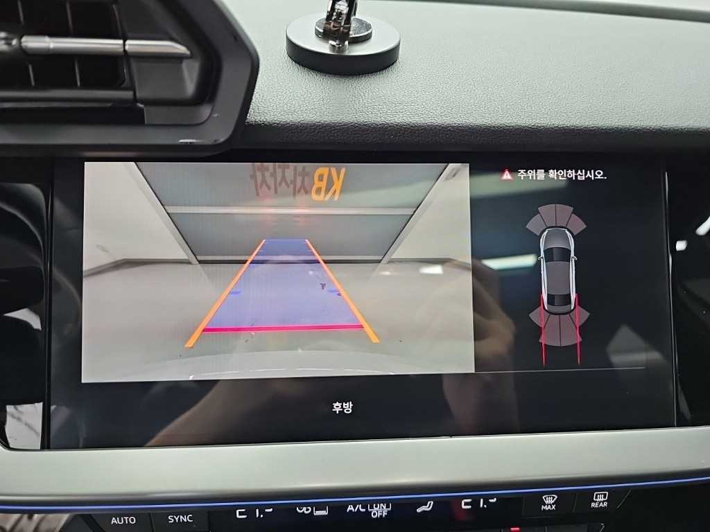 아우디 A3 A3(8Y) 40 TFSI 프리미엄 이미지 15