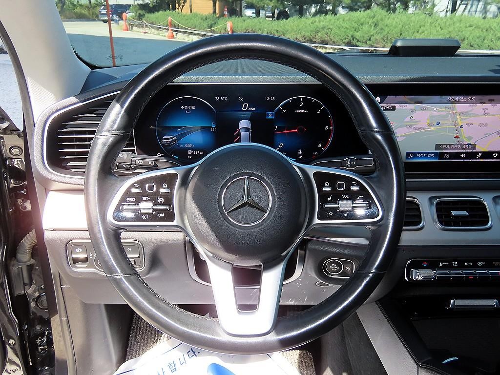 벤츠 GLE 클래스 GLE 클래스 W167 GLE 300d 4MATIC 이미지 8