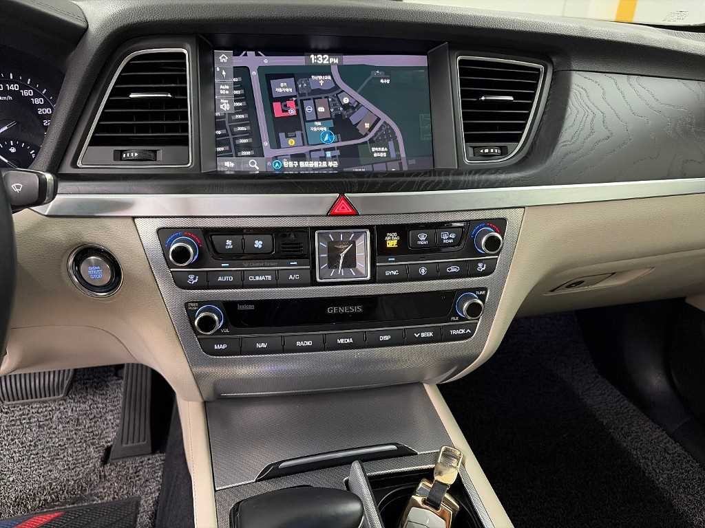제네시스 G80 3.3 GDI AWD 프리미엄 럭셔리 이미지 10