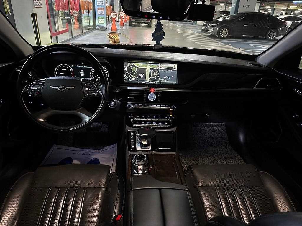 제네시스 EQ900 3.8 GDI AWD 프리미엄 럭셔리 이미지 10