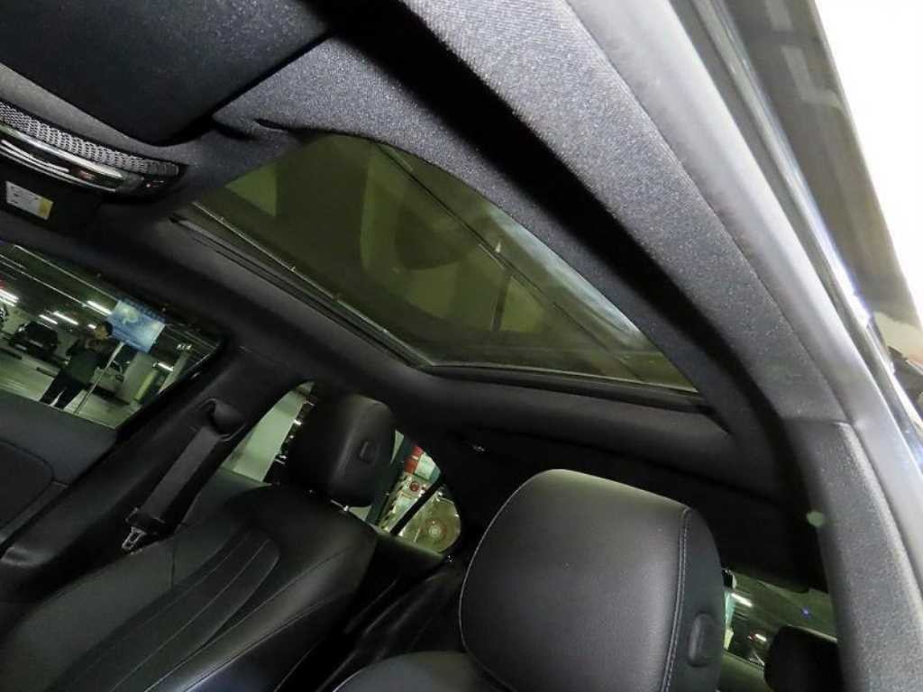 벤츠 A 클래스 A클래스 W177 A250 4MATIC 세단 이미지 18