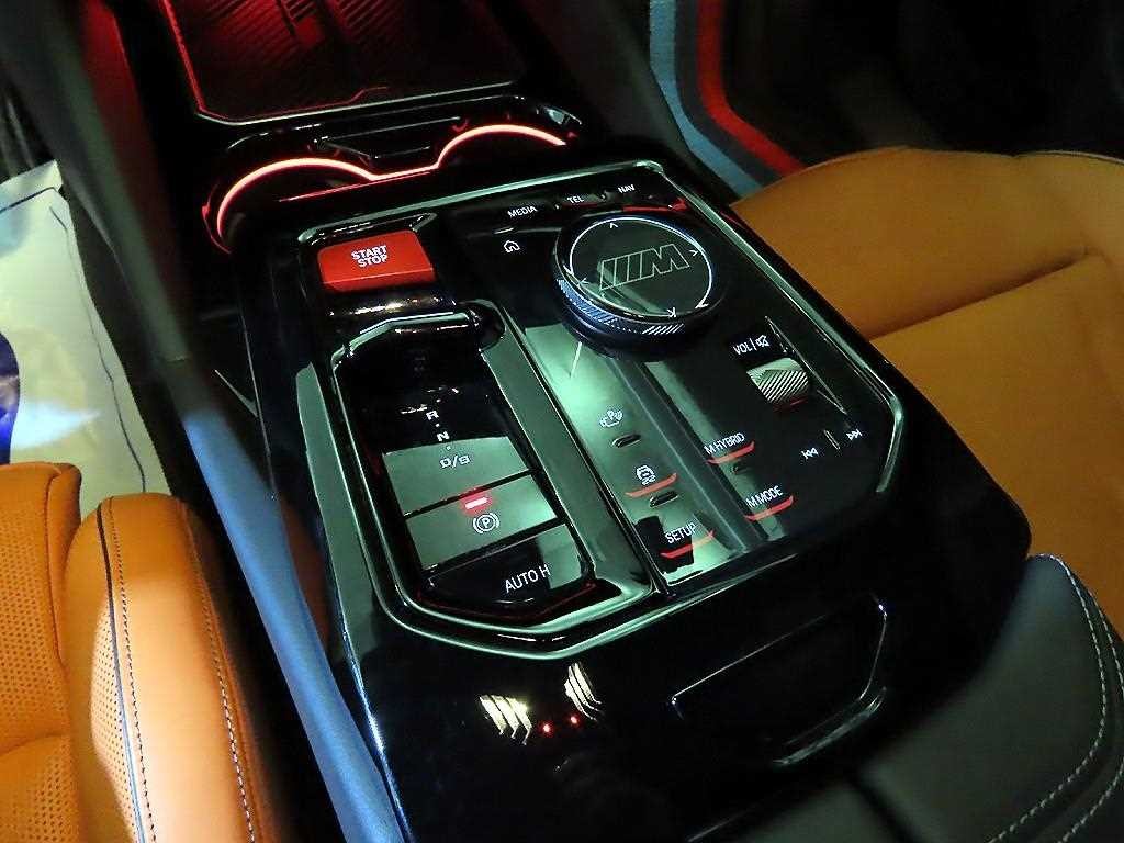 BMW 5시리즈 M5 (F90, F10) M5 세단 이미지 12