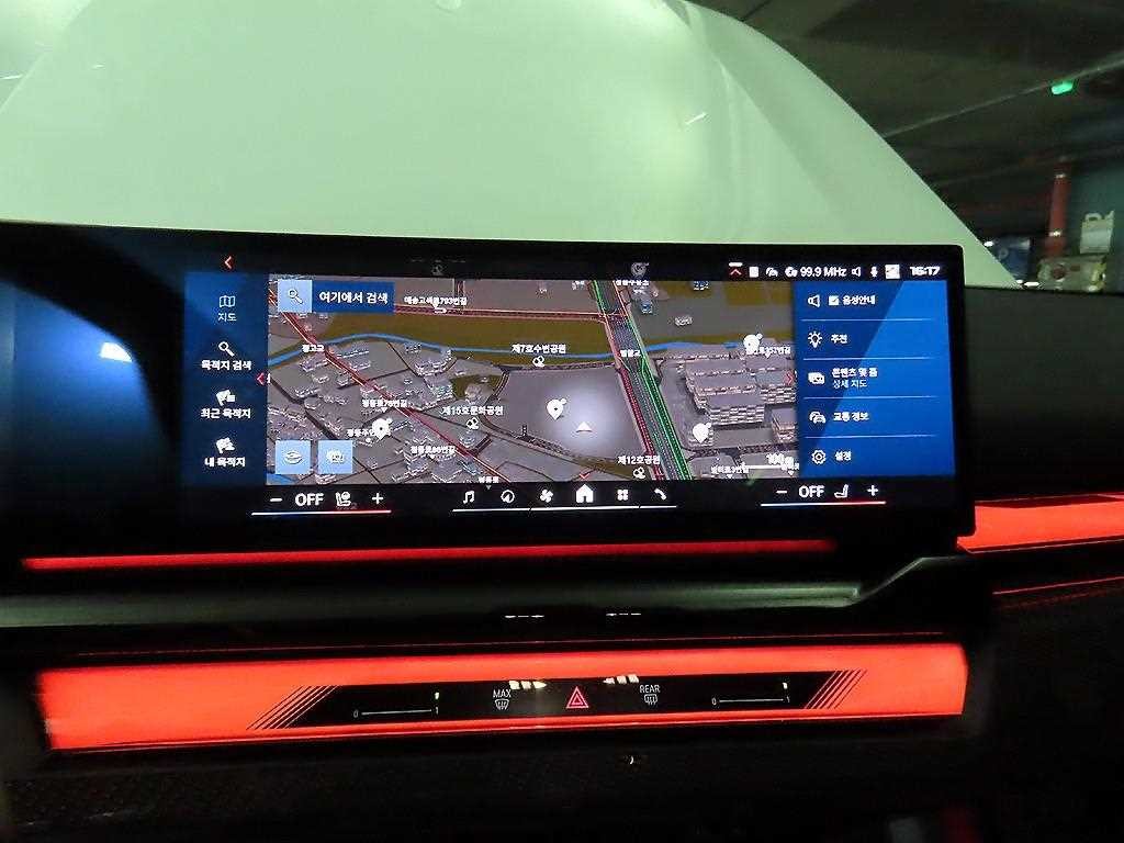 BMW 5시리즈 M5 (F90, F10) M5 세단 이미지 13