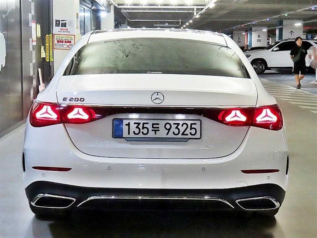 벤츠 E 클래스 E-클래스 W214 E200 AMG 라인 이미지 5