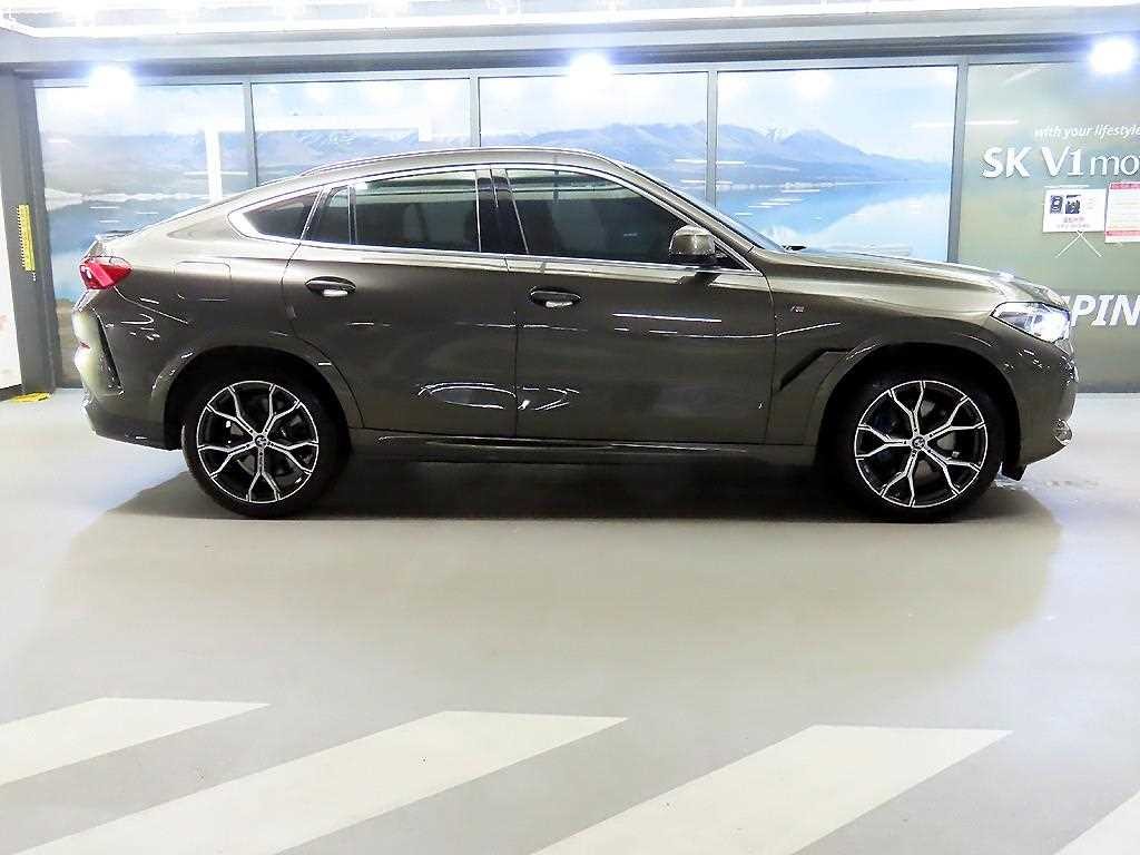 BMW X6 X6 (G06) xDrive 30d M 스포츠 이미지 3