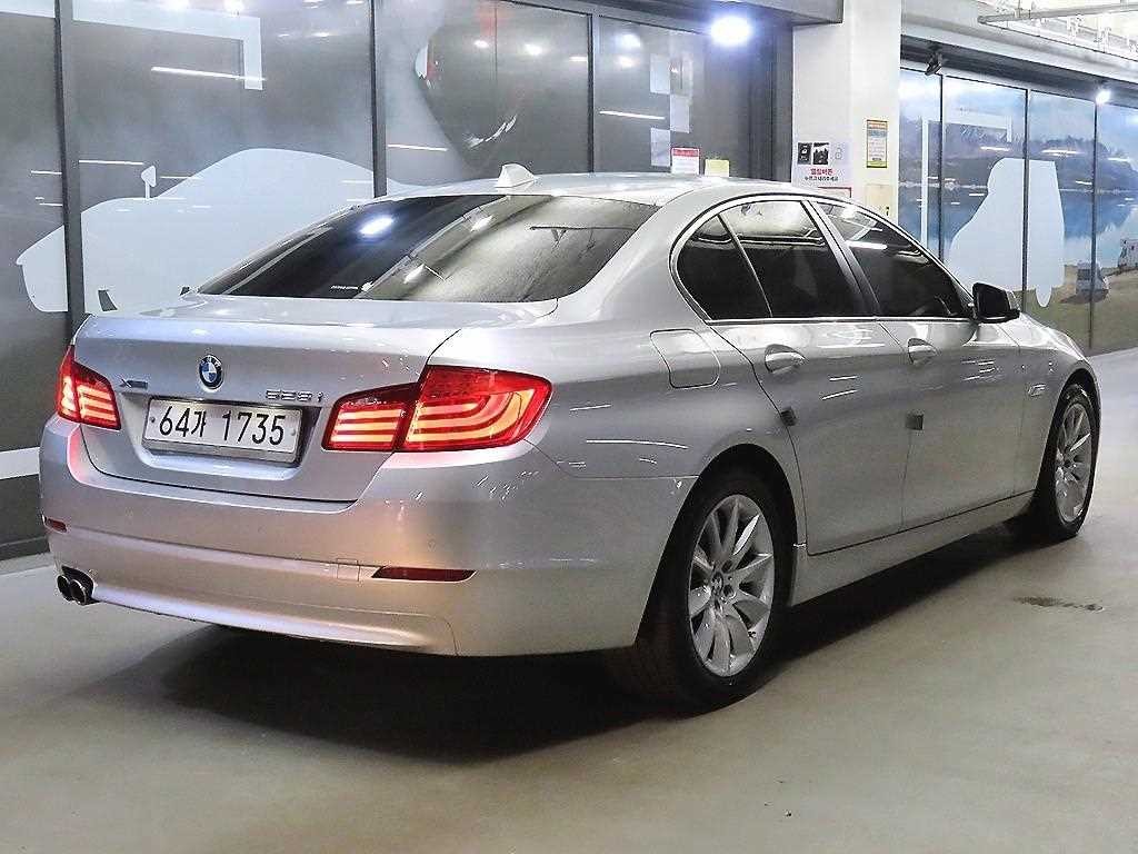 BMW 5시리즈 5시리즈 (F10) 528i xDrive 이미지 4
