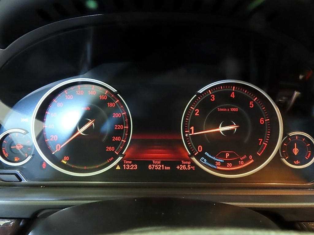 BMW 5시리즈 5시리즈 (F10) 528i xDrive 이미지 9