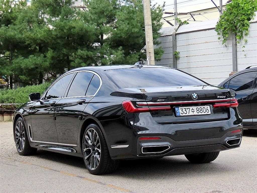 BMW 7시리즈 7시리즈 (G11) 730d xDrive M 스포츠 이미지 3