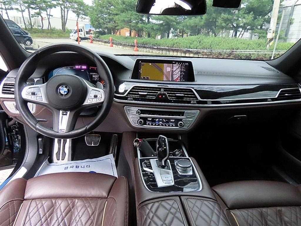 BMW 7시리즈 7시리즈 (G11) 730d xDrive M 스포츠 이미지 7