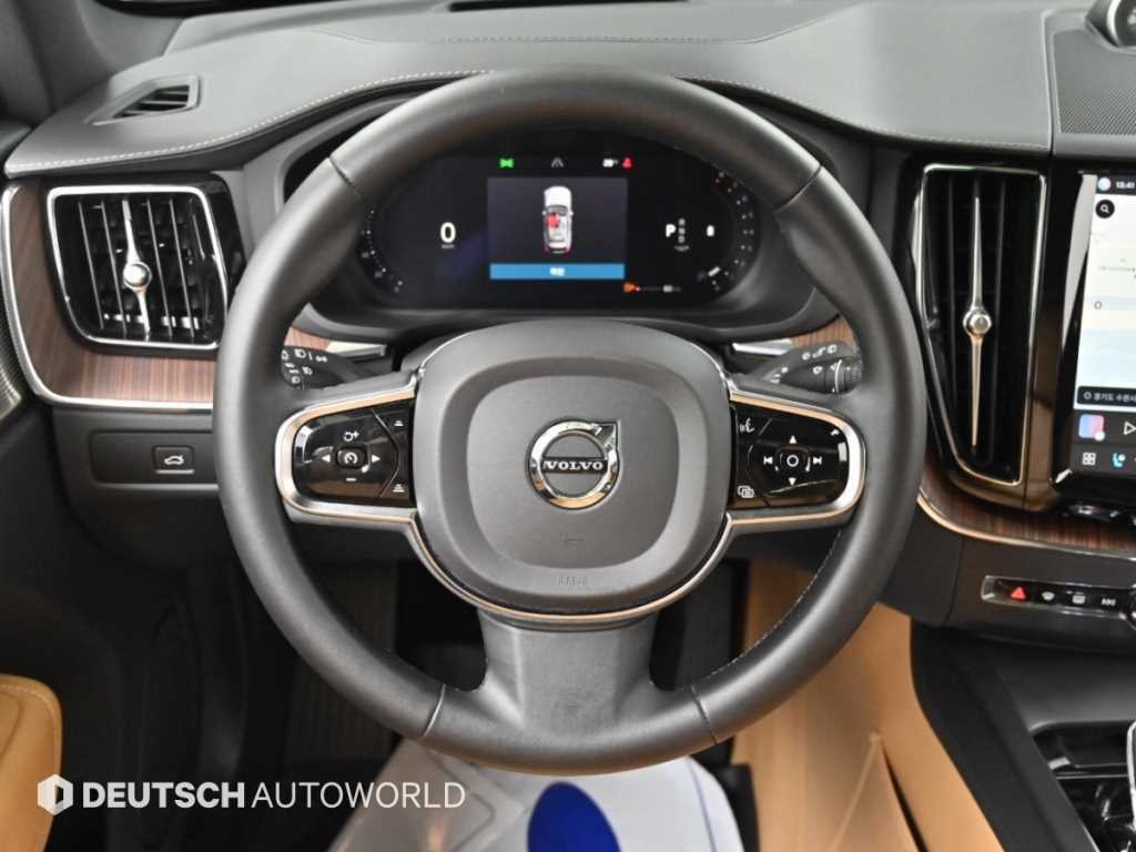 볼보 XC60 XC60(2세대) B6 AWD 얼티메이트 브라이트 이미지 13