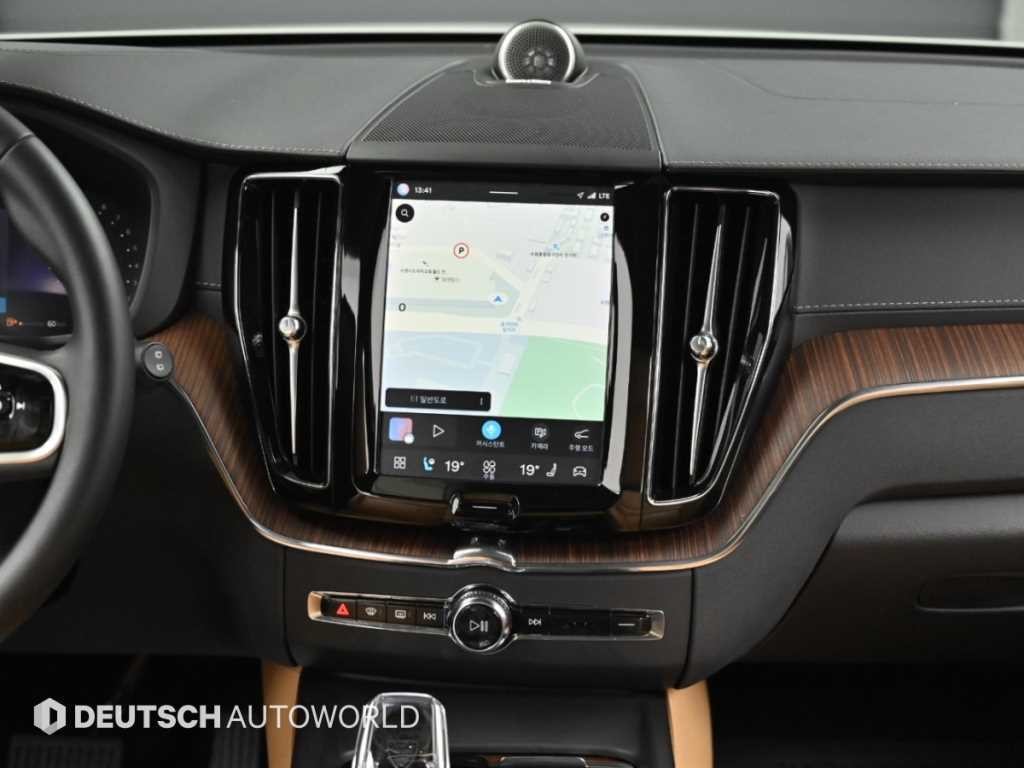 볼보 XC60 XC60(2세대) B6 AWD 얼티메이트 브라이트 이미지 14