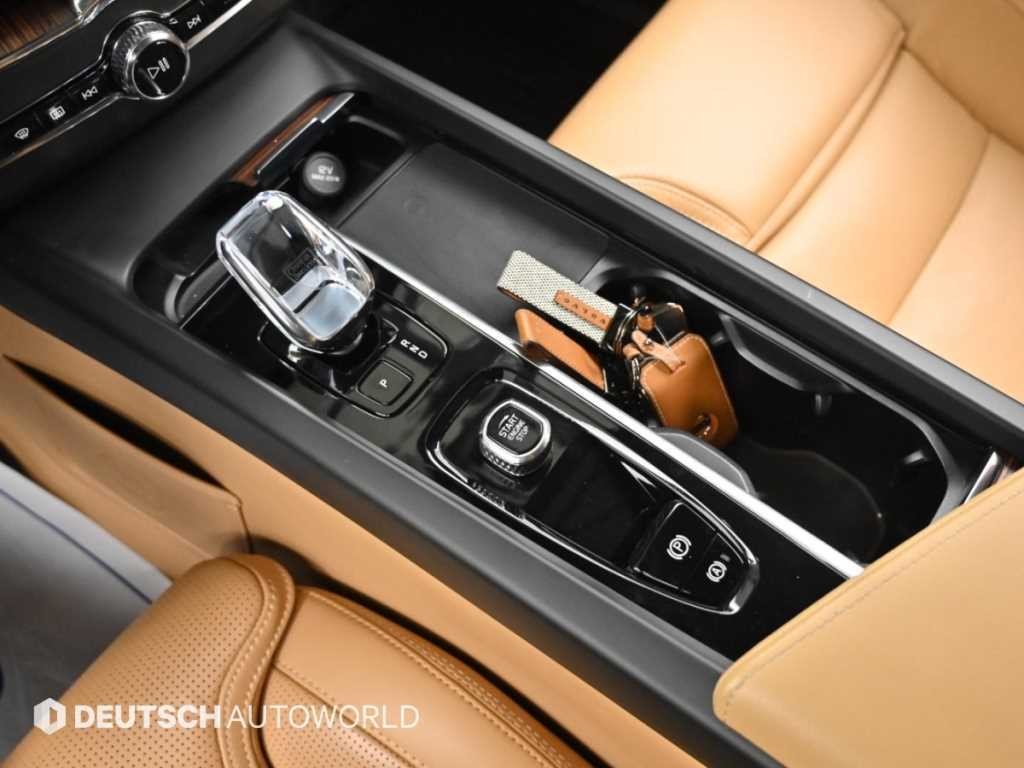 볼보 XC60 XC60(2세대) B6 AWD 얼티메이트 브라이트 이미지 9