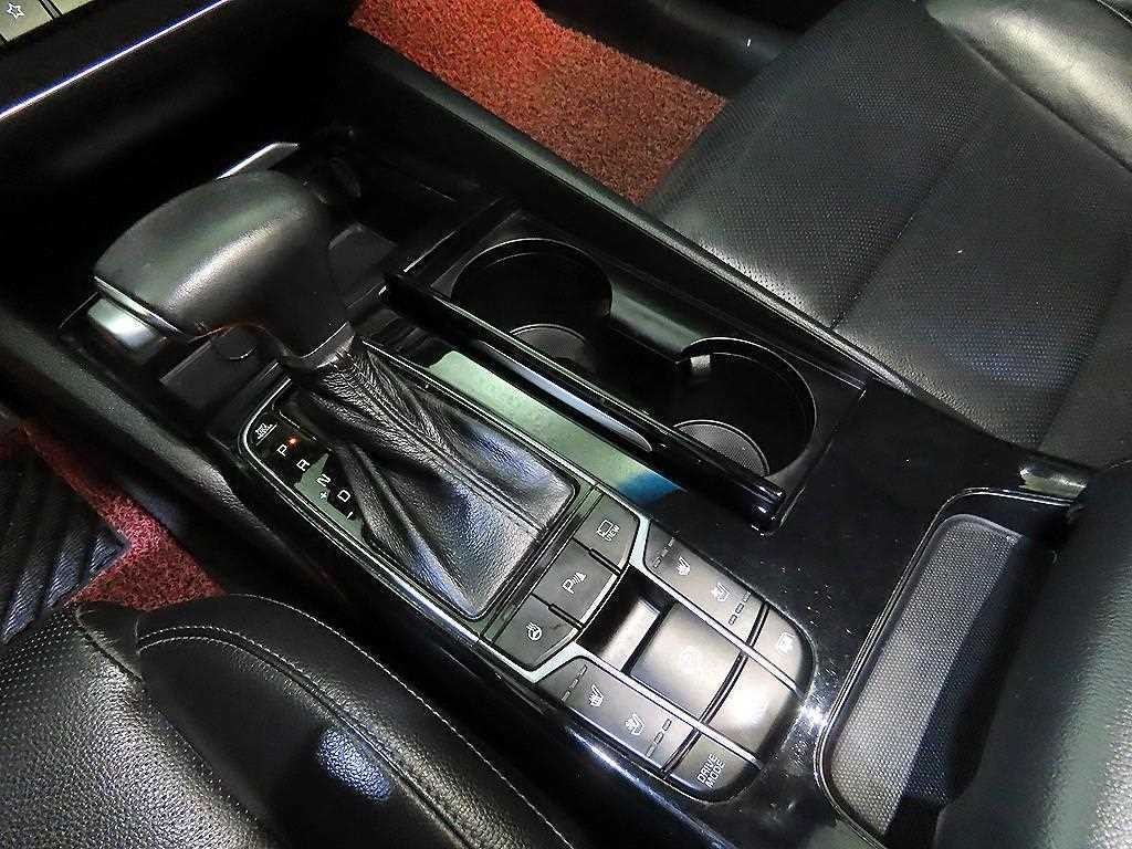 기아 K7 올 뉴 K7 3.0 GDI 리미티드 이미지 12