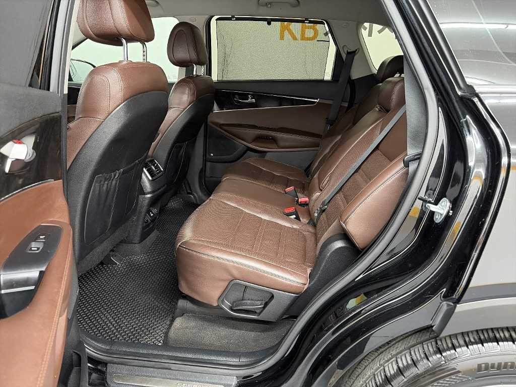 기아 쏘렌토 올 뉴 쏘렌토 디젤 2WD 2.0 노블레스 스페셜 이미지 12
