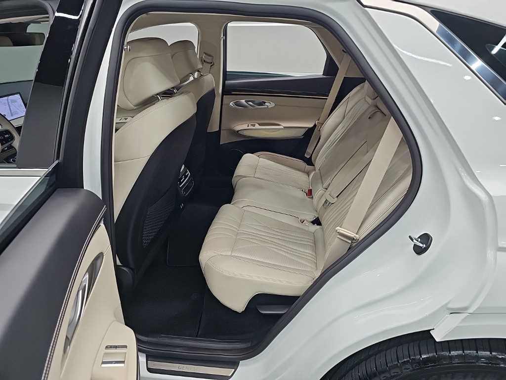 제네시스 GV70 2.5T 가솔린 AWD 이미지 12