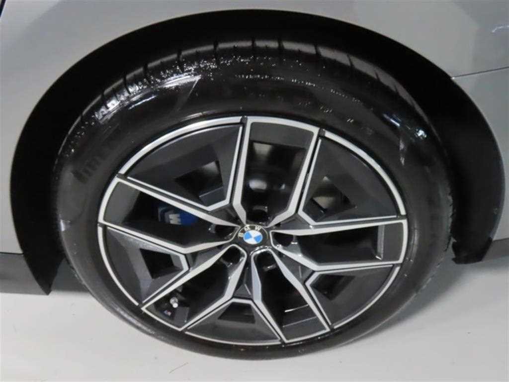 BMW 5시리즈 5시리즈 (G60) 520i M 스포츠 이미지 17