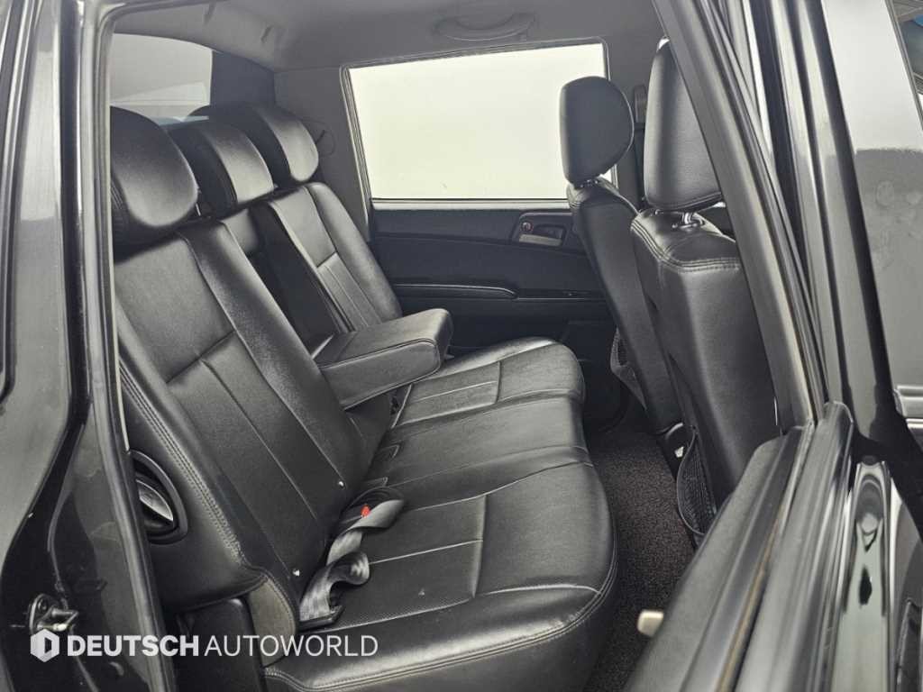 KG모빌리티(쌍용) 코란도 코란도스포츠 디젤 4WD CX7 패션 이미지 12