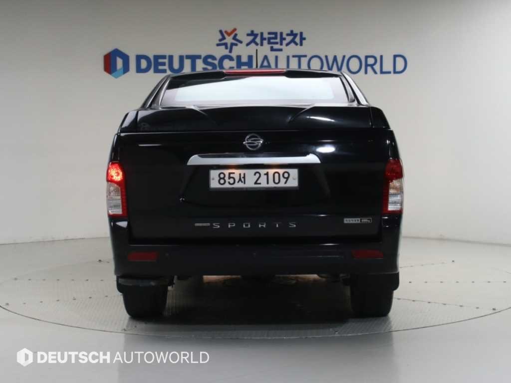 KG모빌리티(쌍용) 코란도 코란도스포츠 디젤 4WD CX7 패션 이미지 4