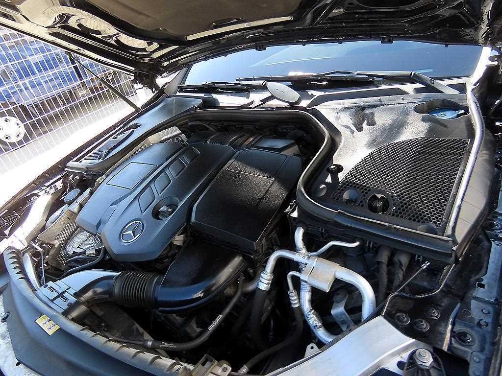 벤츠 E 클래스 E-클래스 W213 E220d 4MATIC 익스클루시브 이미지 19