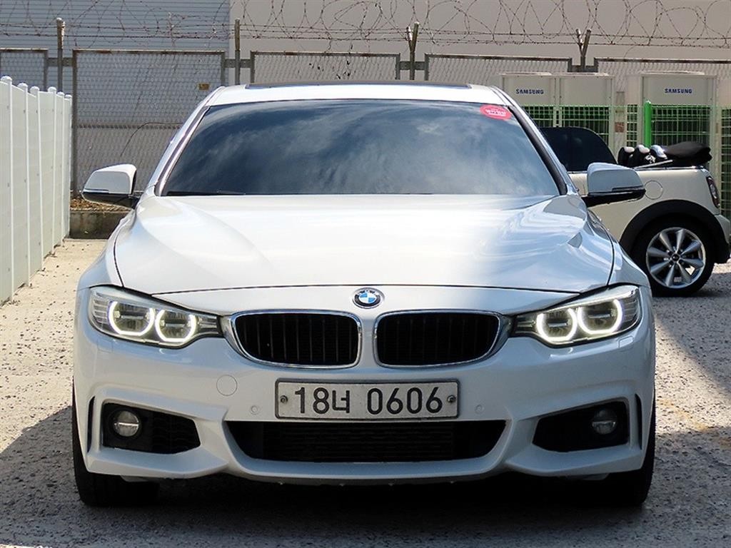 BMW 4시리즈 4시리즈 (F32) 435d xDRIVE 그란쿠페 M 스포츠 이미지 1