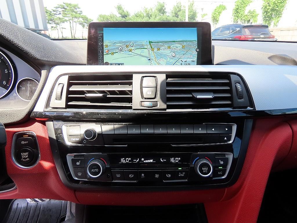 BMW 4시리즈 4시리즈 (F32) 435d xDRIVE 그란쿠페 M 스포츠 이미지 12