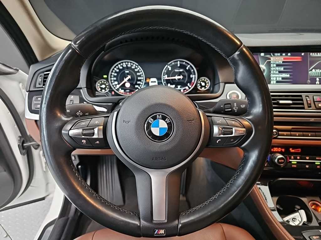 BMW 5시리즈 5시리즈 (F10) 520d M 에어로다이나믹 프로 이미지 9