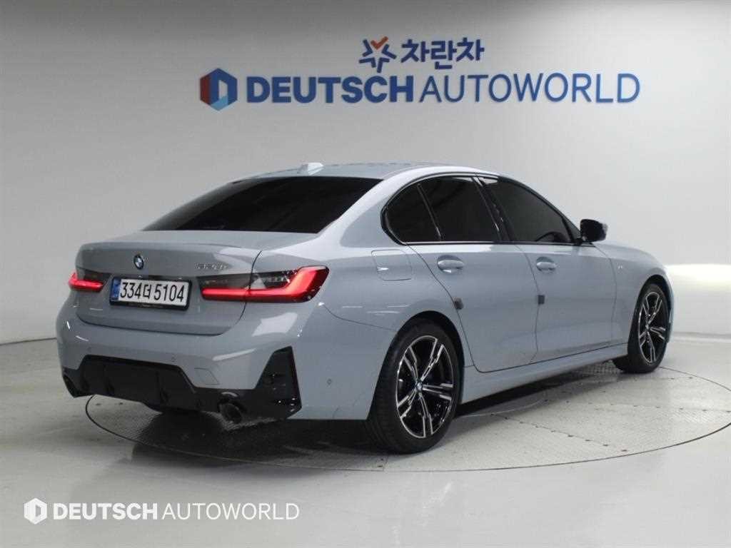 BMW 3시리즈 3시리즈 (G20) 320i M 스포츠 이미지 2