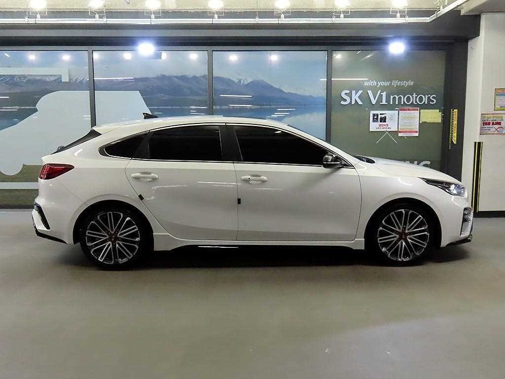 기아 K3 올뉴 K3 5도어 GT 플러스 이미지 3