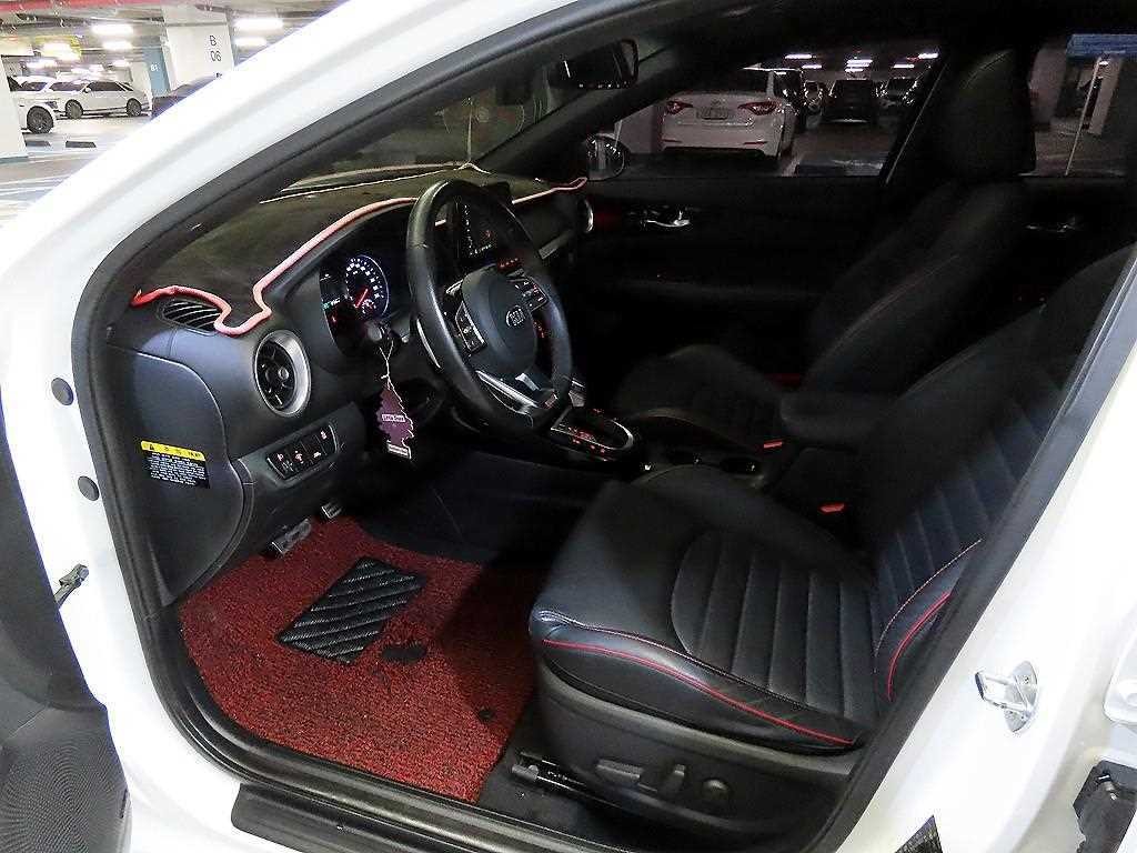 기아 K3 올뉴 K3 5도어 GT 플러스 이미지 6