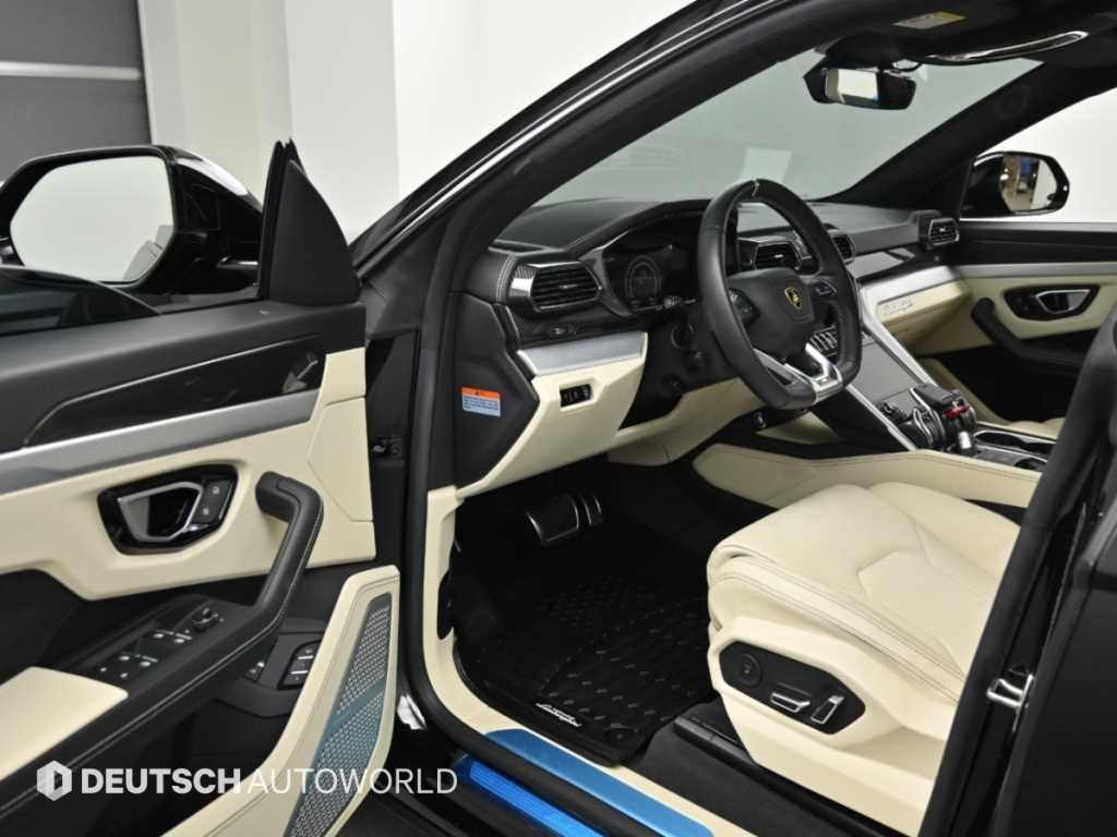 람보르기니 우루스 4.0 V8 이미지 11