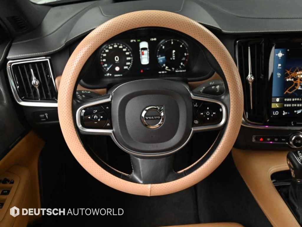 볼보 S90 D5 AWD 인스크립션 이미지 13