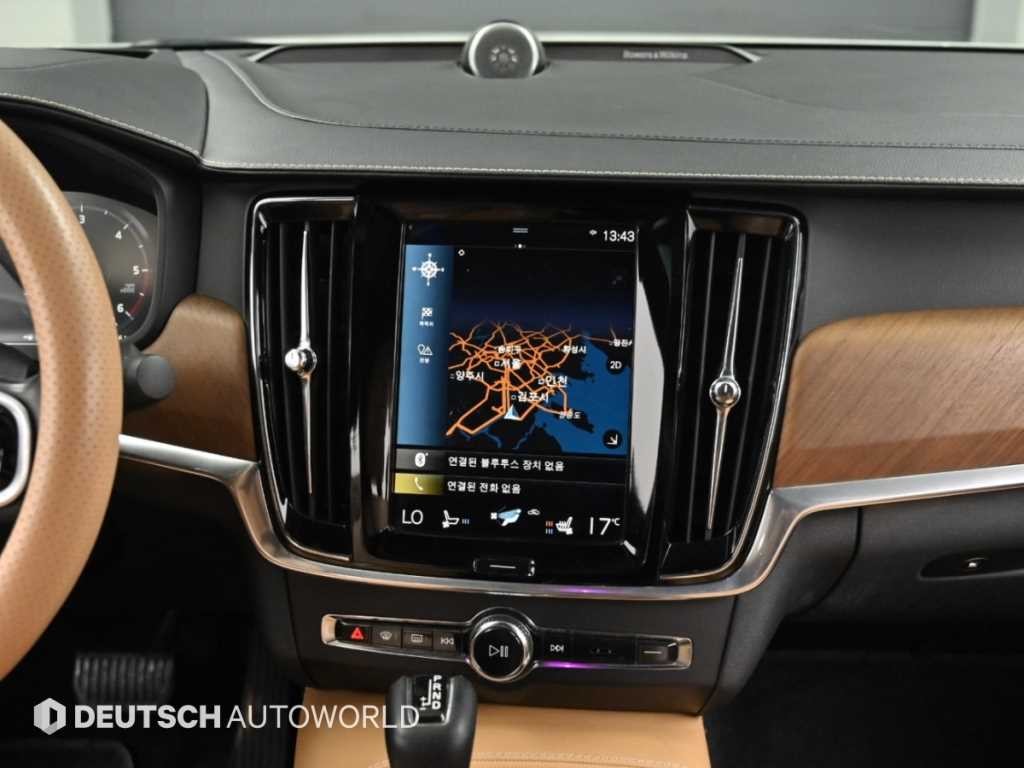 볼보 S90 D5 AWD 인스크립션 이미지 14