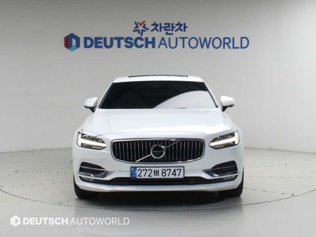 볼보 S90 D5 AWD 인스크립션 이미지 3