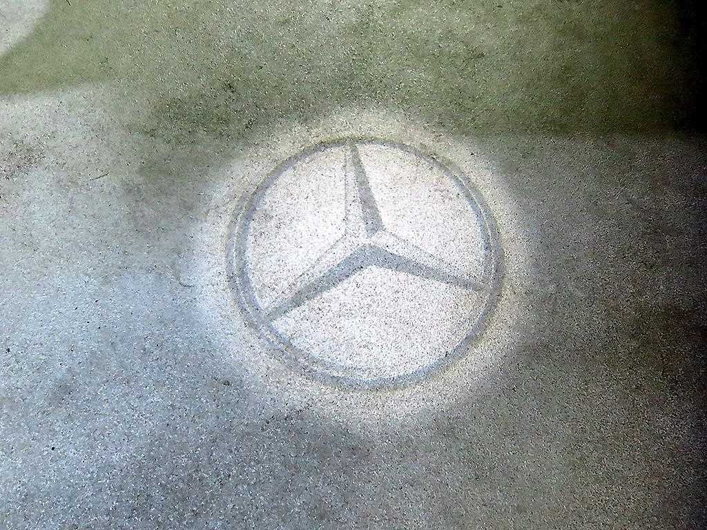 벤츠 E 클래스 E-클래스 W213 E220d 익스클루시브 이미지 14